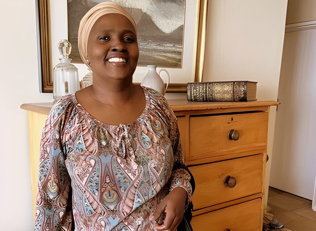 Moonglow housekeeper (1)