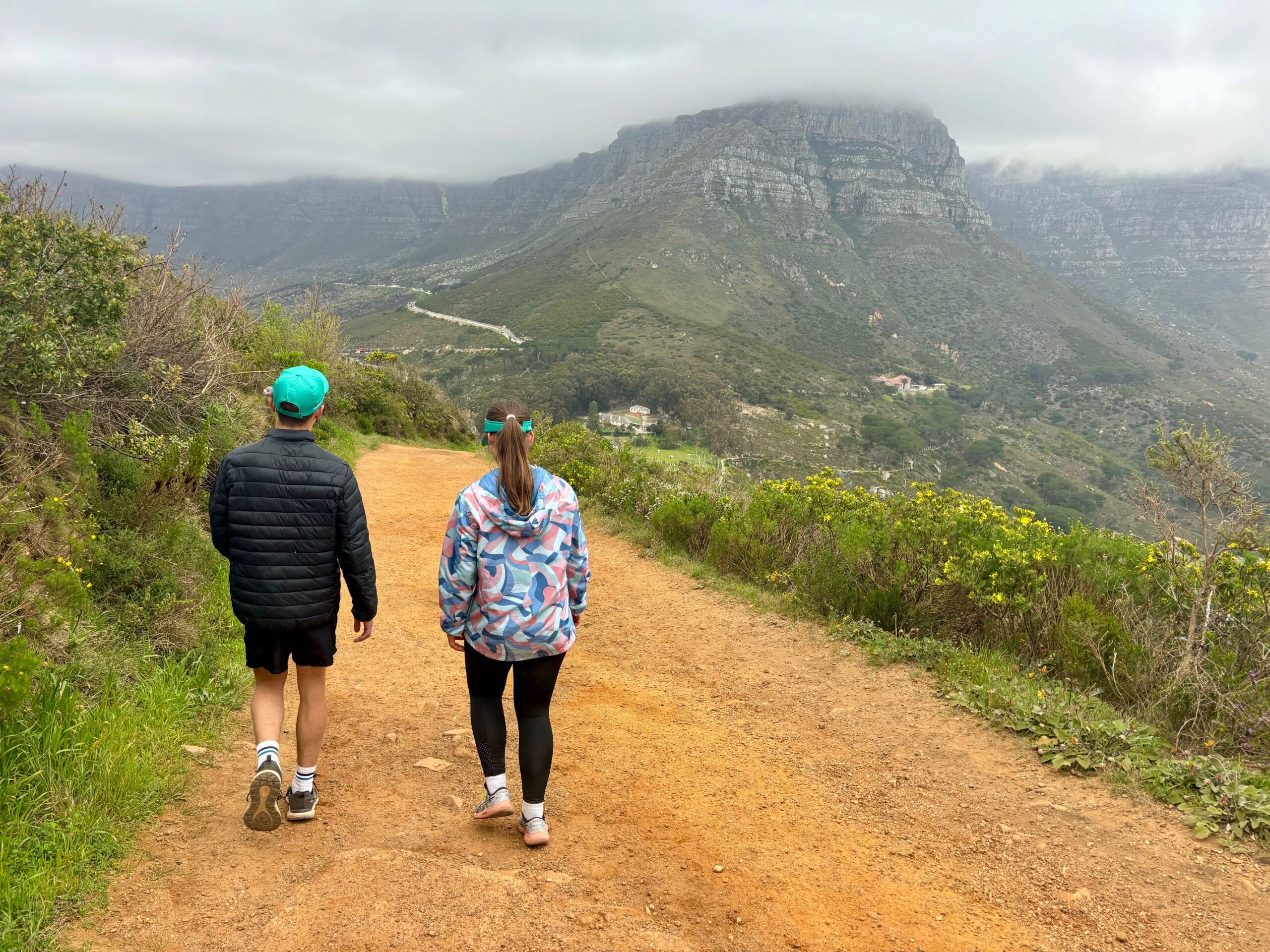 Cape Town hike with mountain view