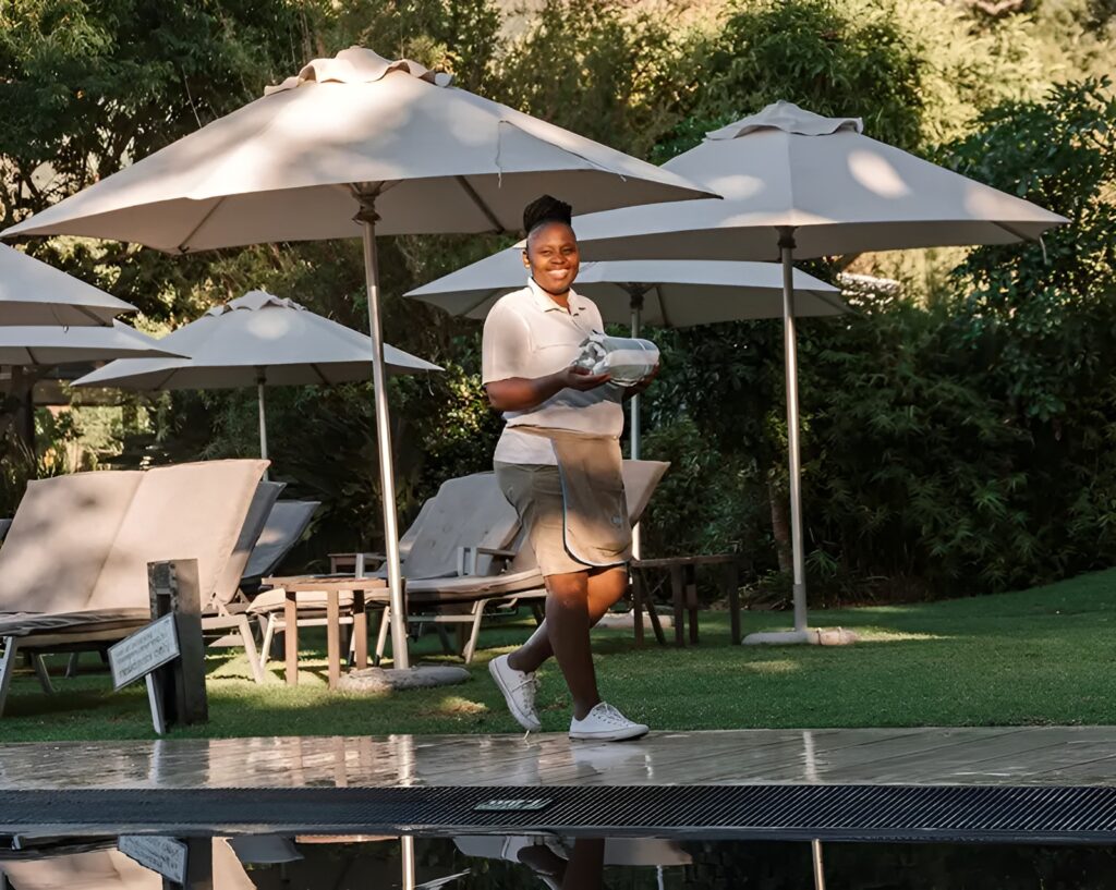 vineyard hotel outside 1